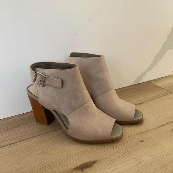 Seychelles Open Toe Booties - Picture 7 of 7